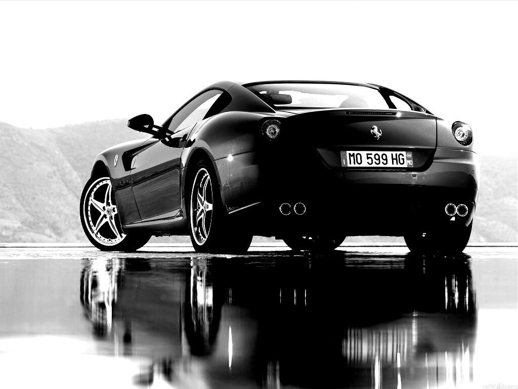 Ferrari в отражении обои