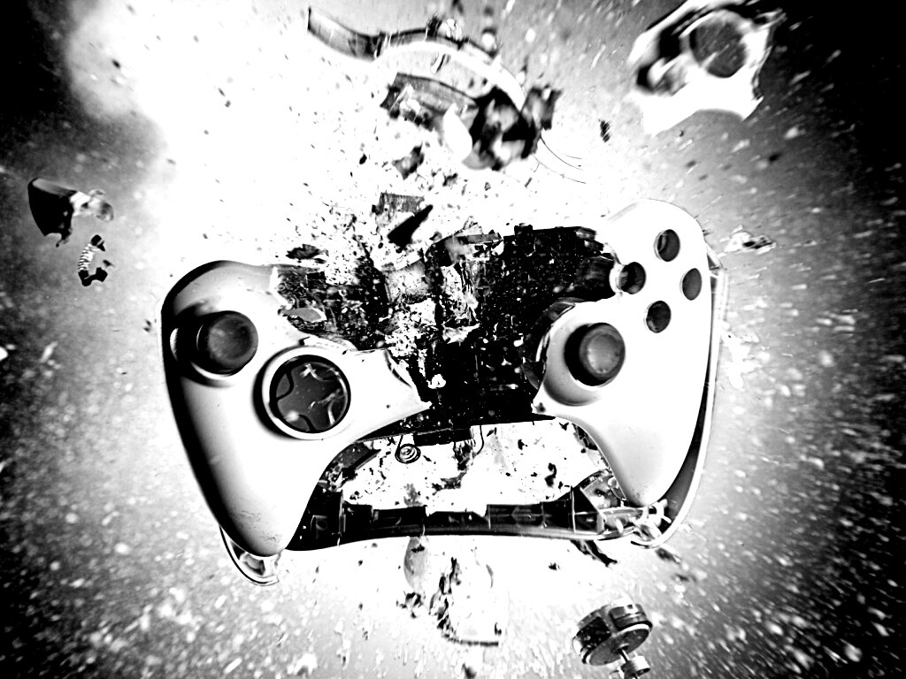 Взрывающийся белый контроллер xbox обои