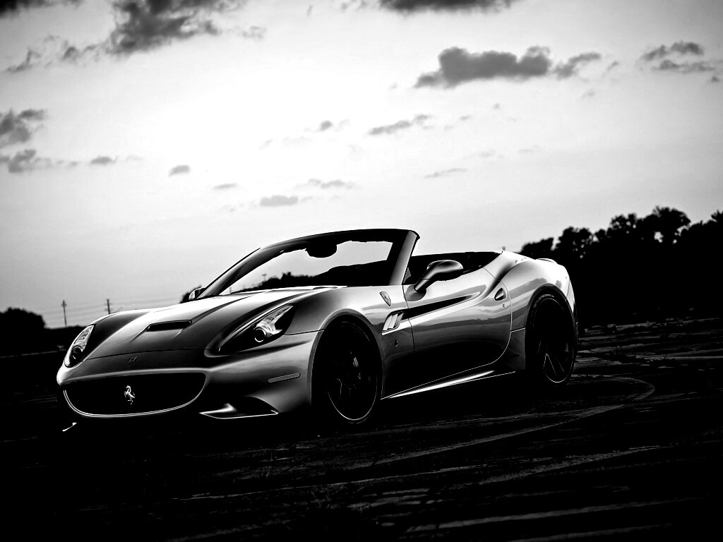 Ferrari на взлетном поле обои