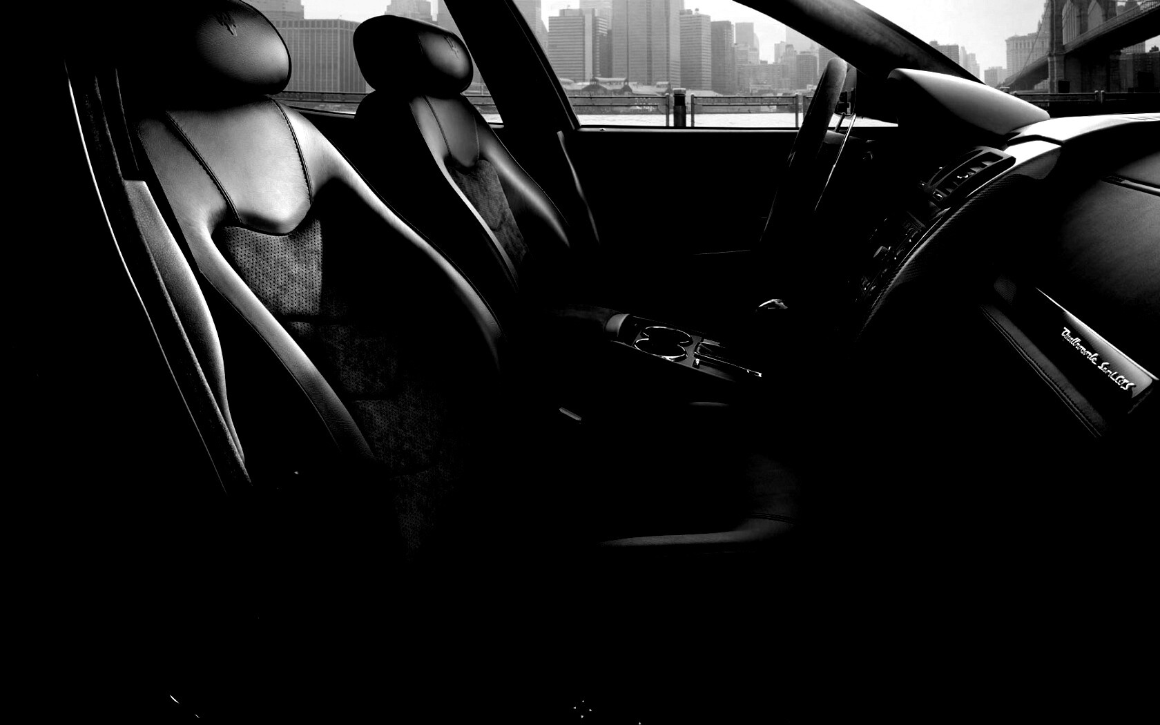 Салон мазерати quattroporte обои