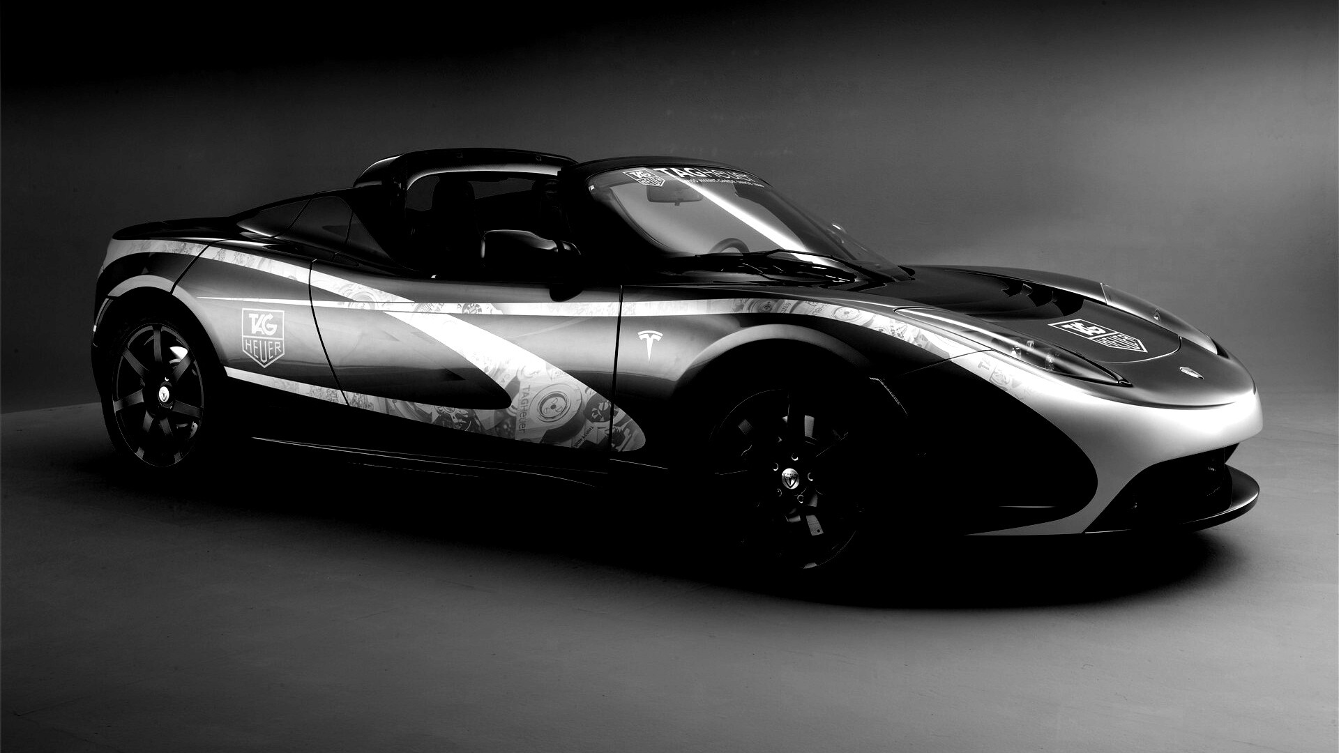Tag Heuer Tesla Roadster обои