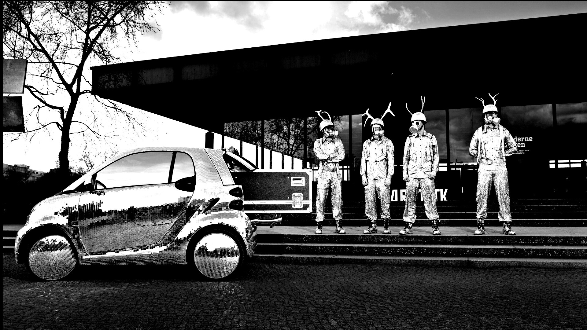 Smart Disco-Ball и 4 оленя обои