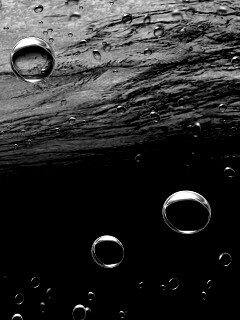 Пузыри под водой обои