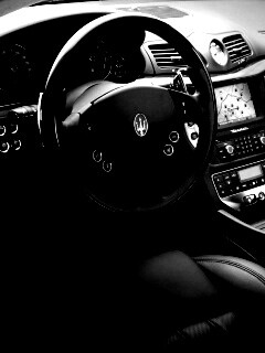 Салон Maserati Granturismo обои
