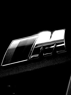Логотип BMW M1 Series обои