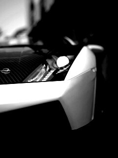 Lamborghini с карбоновым багажником обои