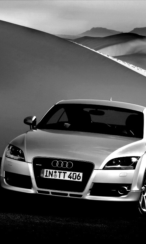 Audi TT на фоне снега обои