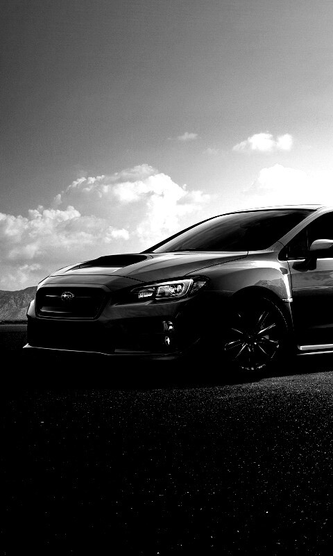 Subaru WRX на пустынной трассе обои