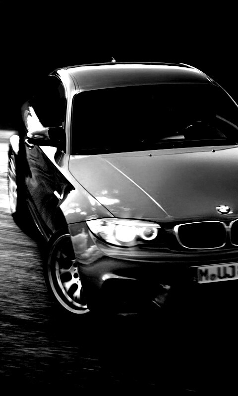 BMW M1 в заносе на треке обои