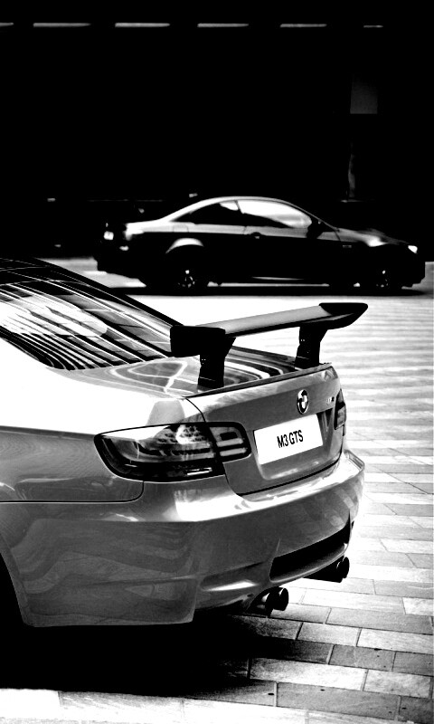 Оранжевый BMW M3 обои