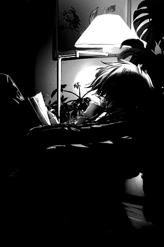 Парень с книжкой обои