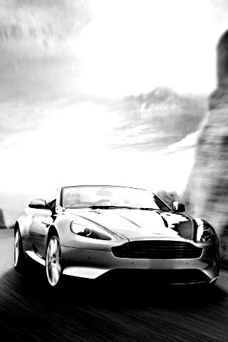 Aston Martin на повороте обои