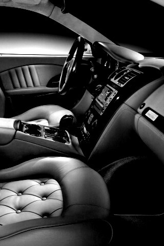 Салон Maserati обои