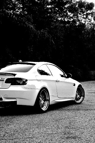 Белый BMW M3 обои