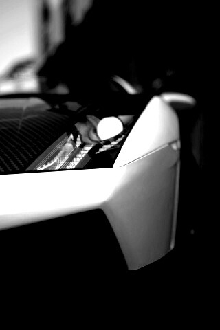 Lamborghini с карбоновым багажником обои