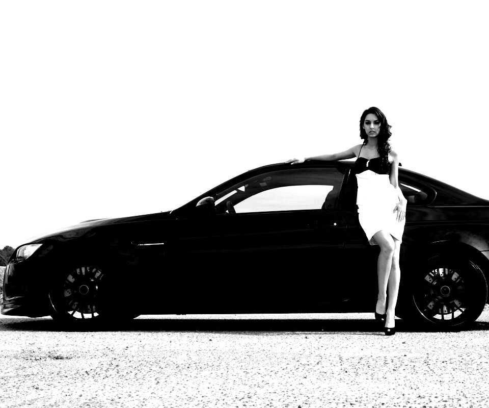 BMW и девушка обои