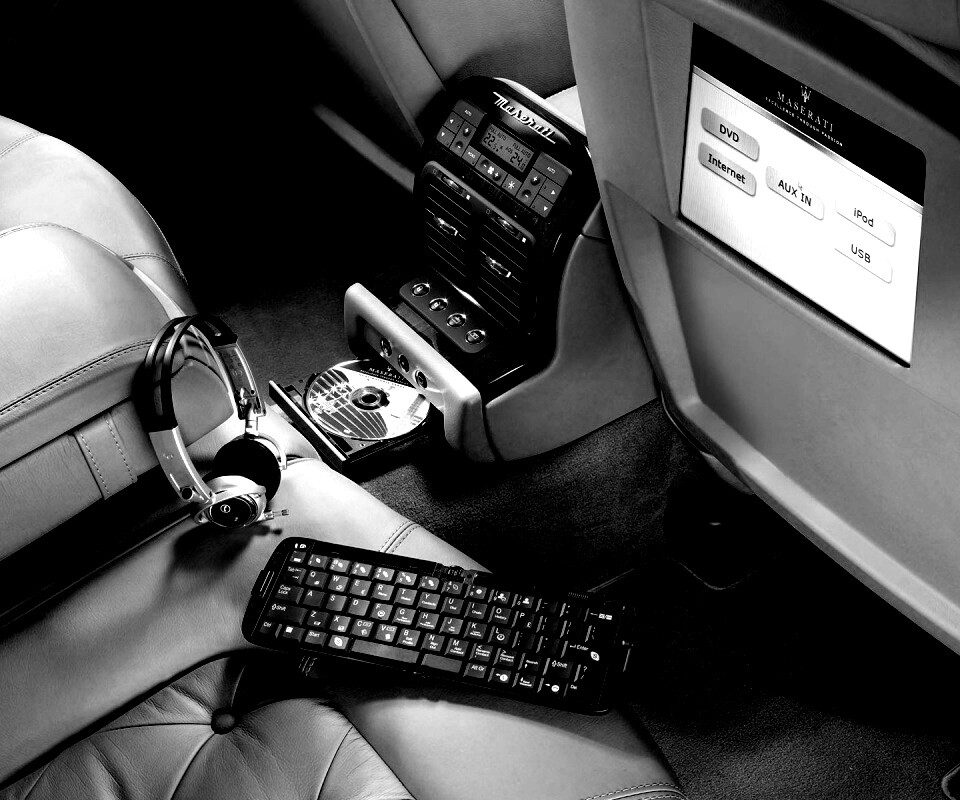 Салон Quattroporte обои