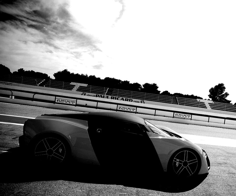 Marussia на треке обои