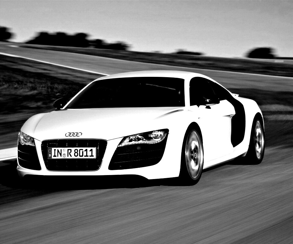 Белый Audi на повороте обои
