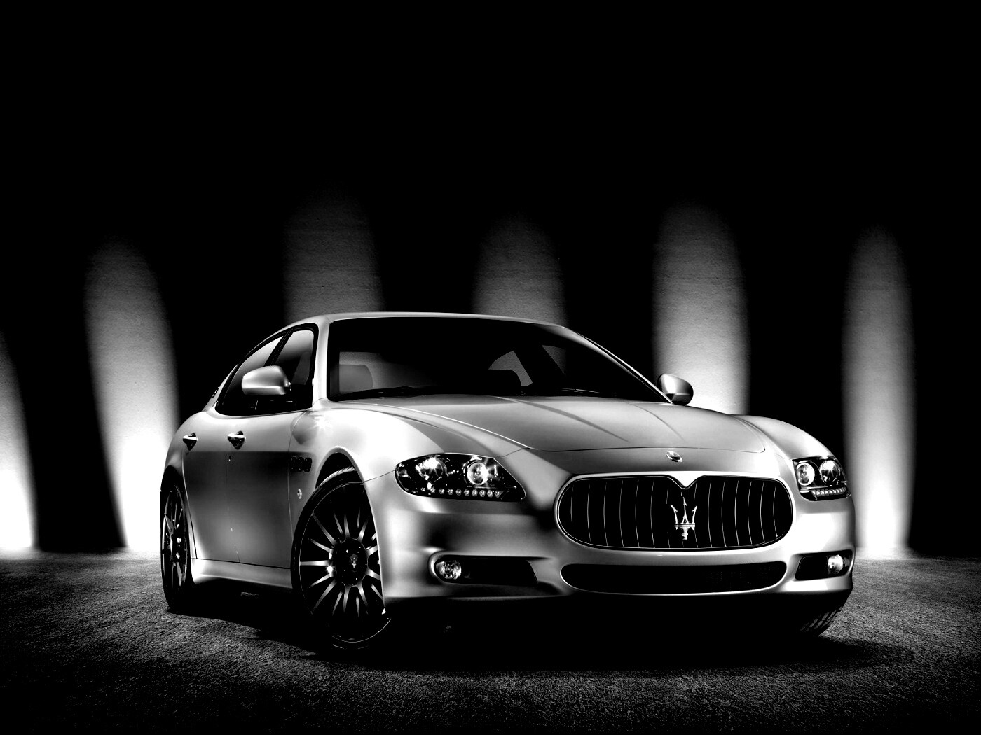 Maserati Quattroporte обои