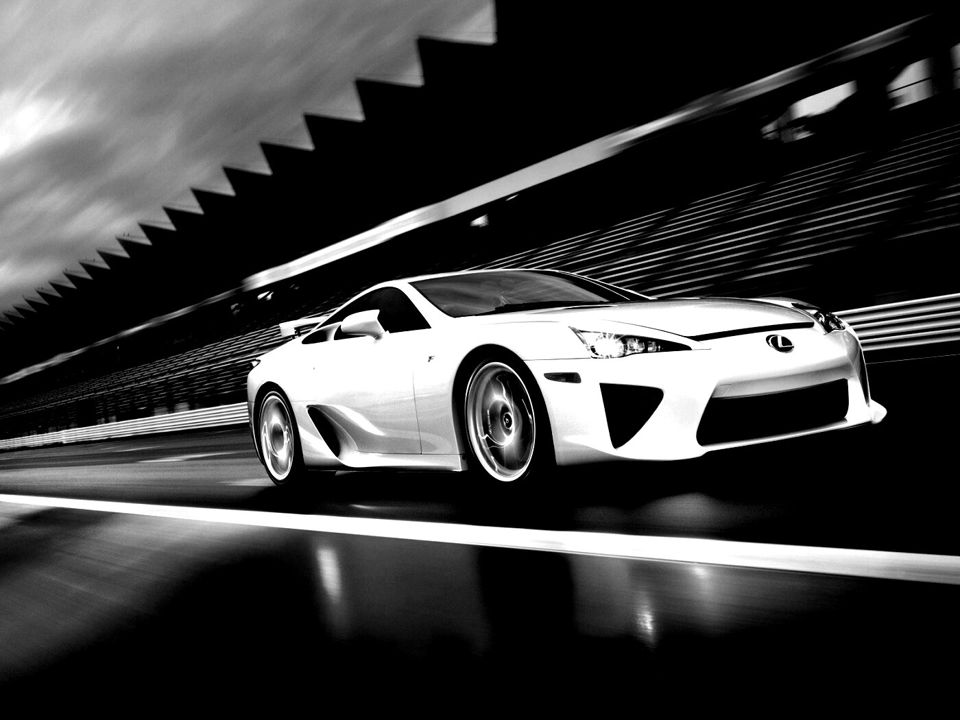 Lexus LFA на тарссу обои
