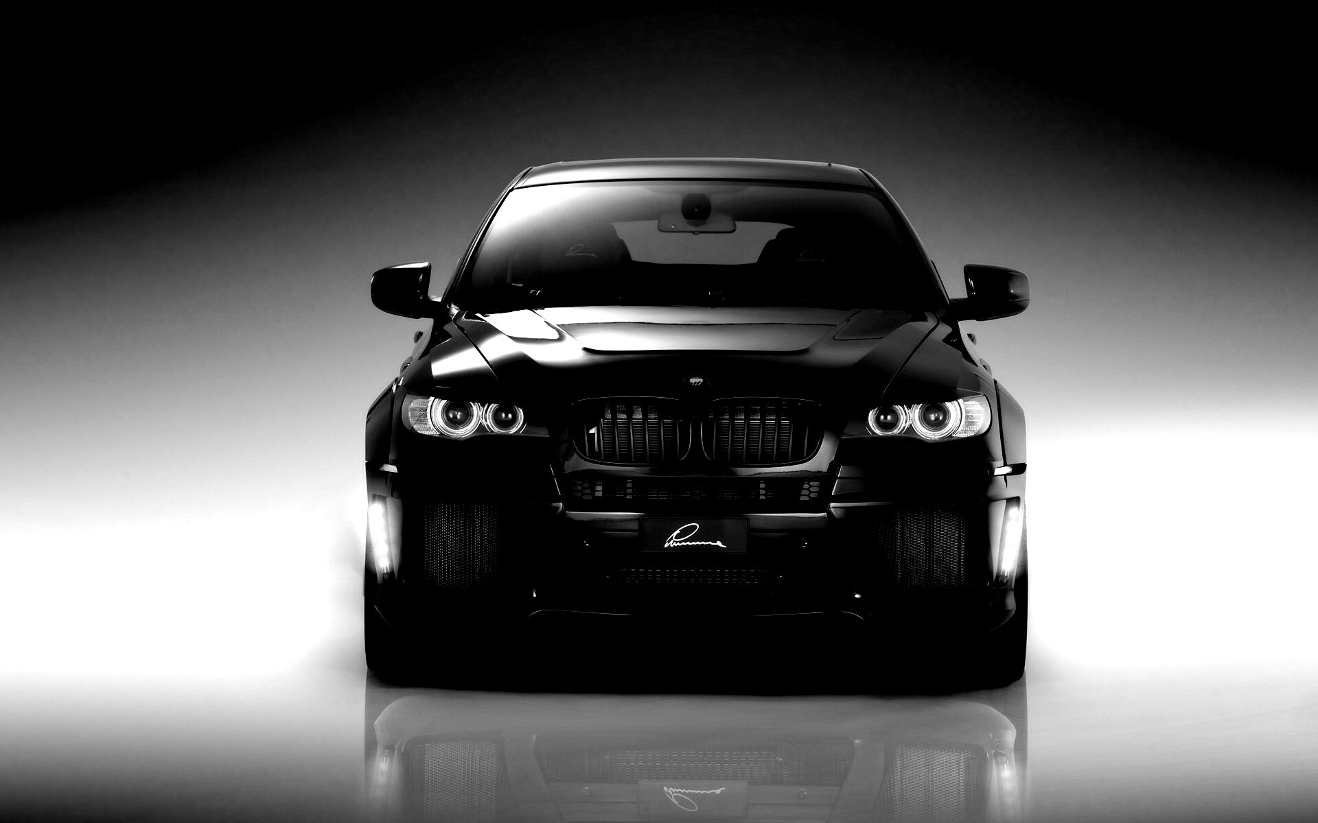 BMW x6 РІ С‚РµРјРЅРѕС‚Рµ