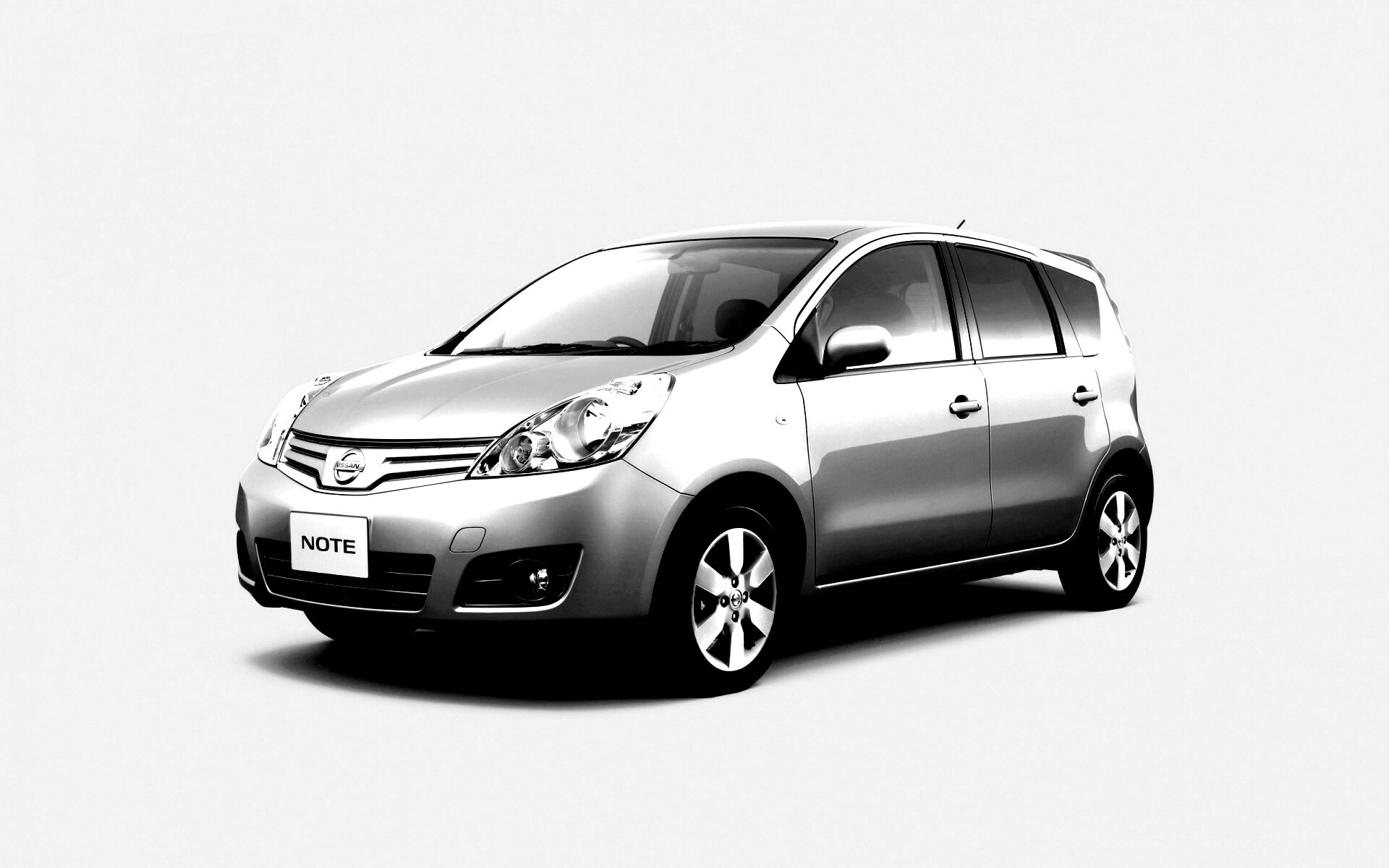 Nissan Note обои