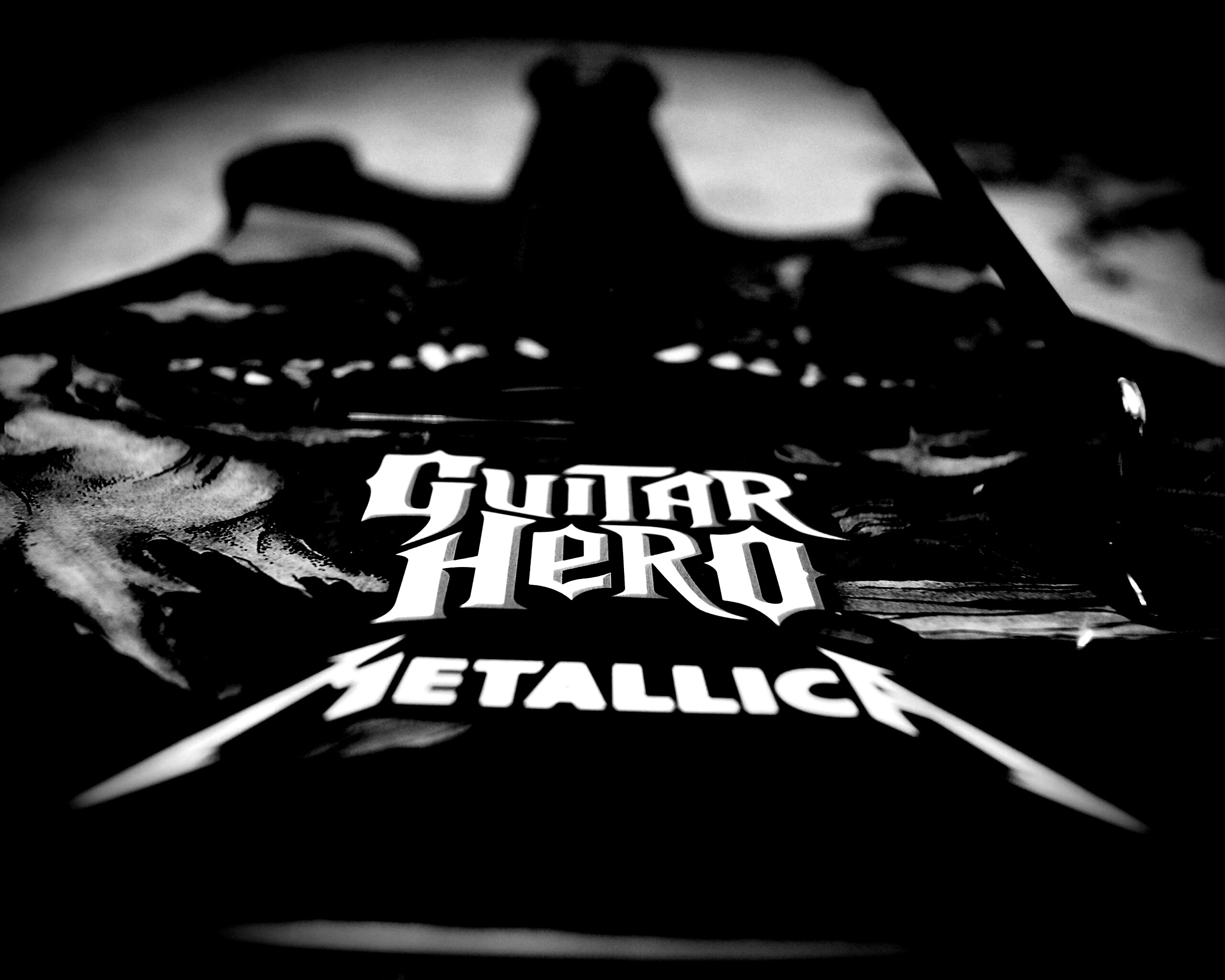 Контролер для Guitar Hero с Металликой обои