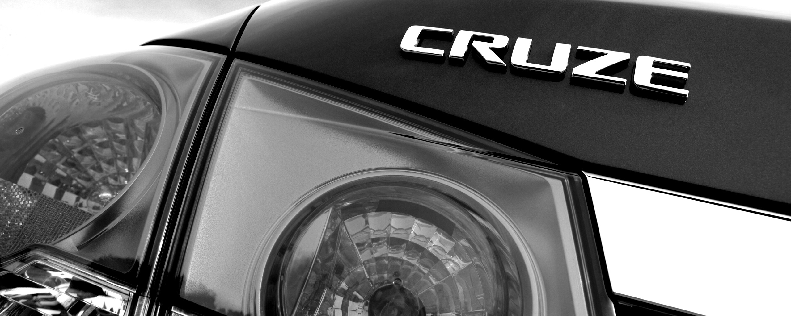Шильдик Chevrolet Cruze обои