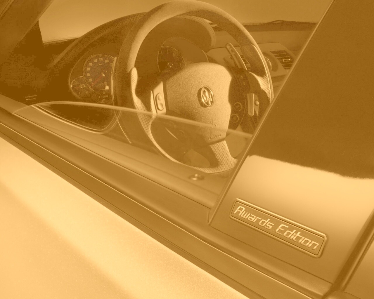 Борт maserati обои
