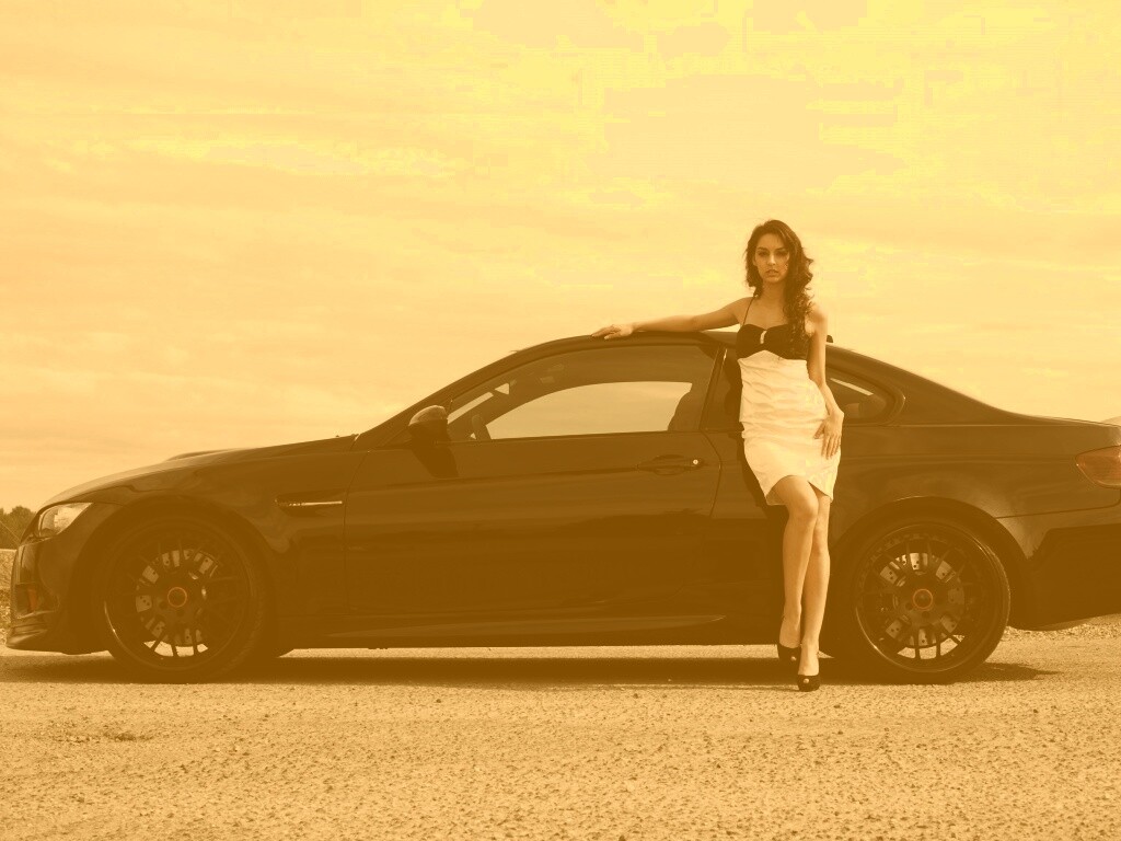 BMW и девушка обои