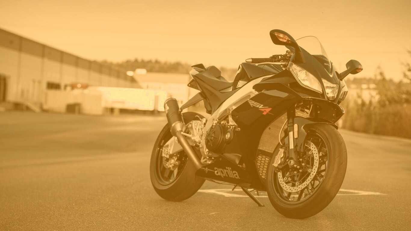 Aprilia RSV4 обои