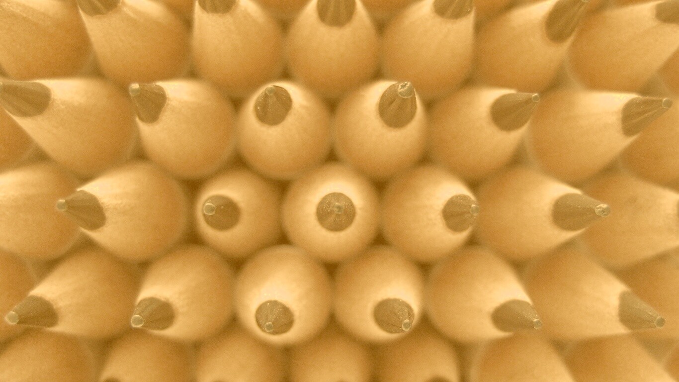 Чёрные карандаши обои