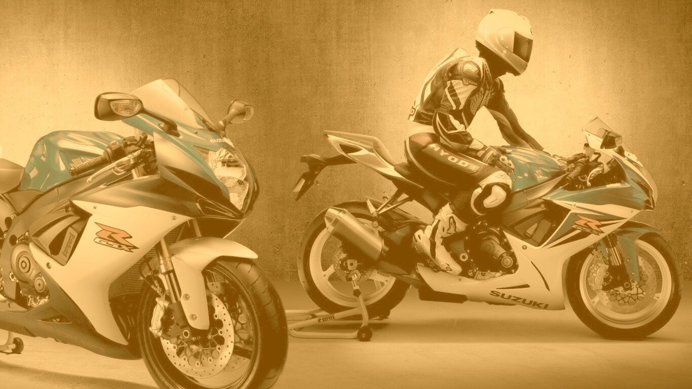 Suzuki и мотоциклист обои