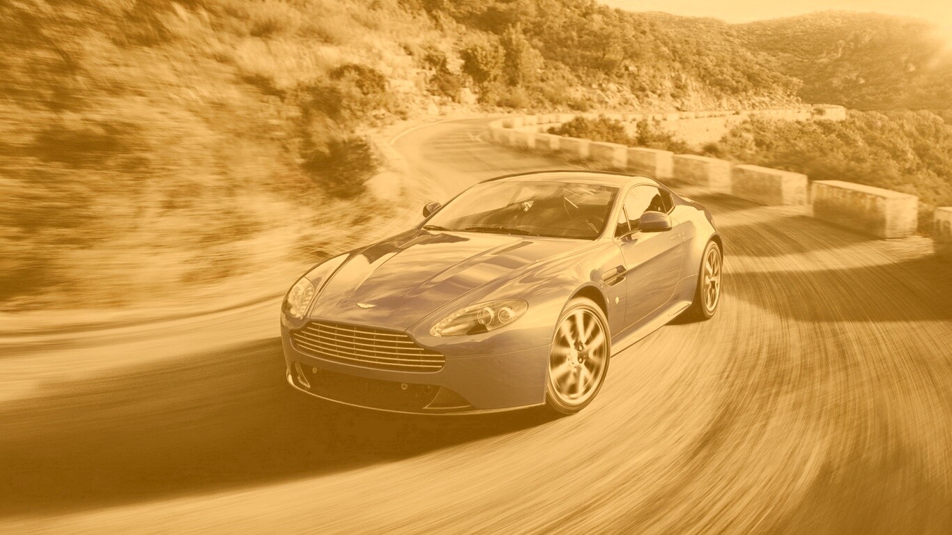Синий Aston Martin обои