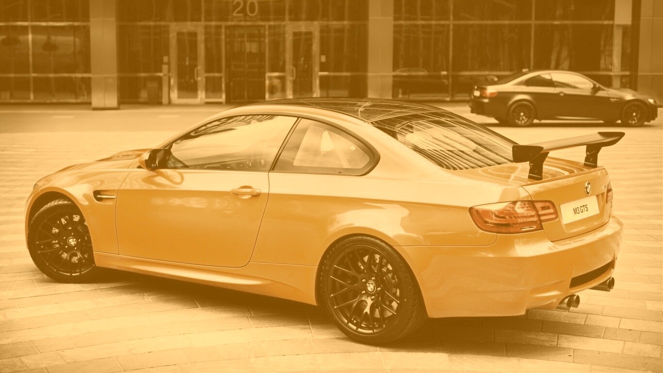 Оранжевый BMW M3 обои