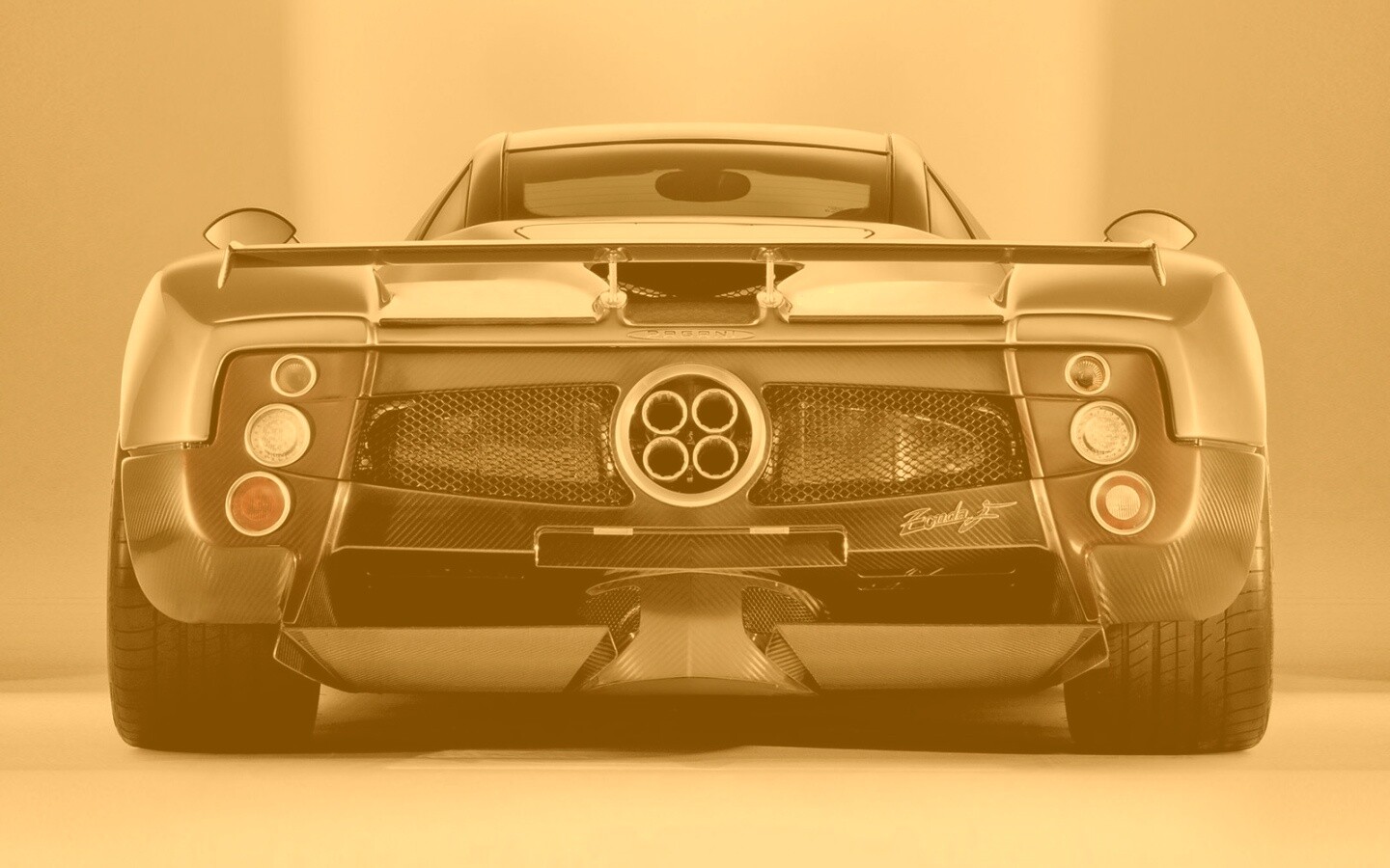 Pagani Zonda сзади обои