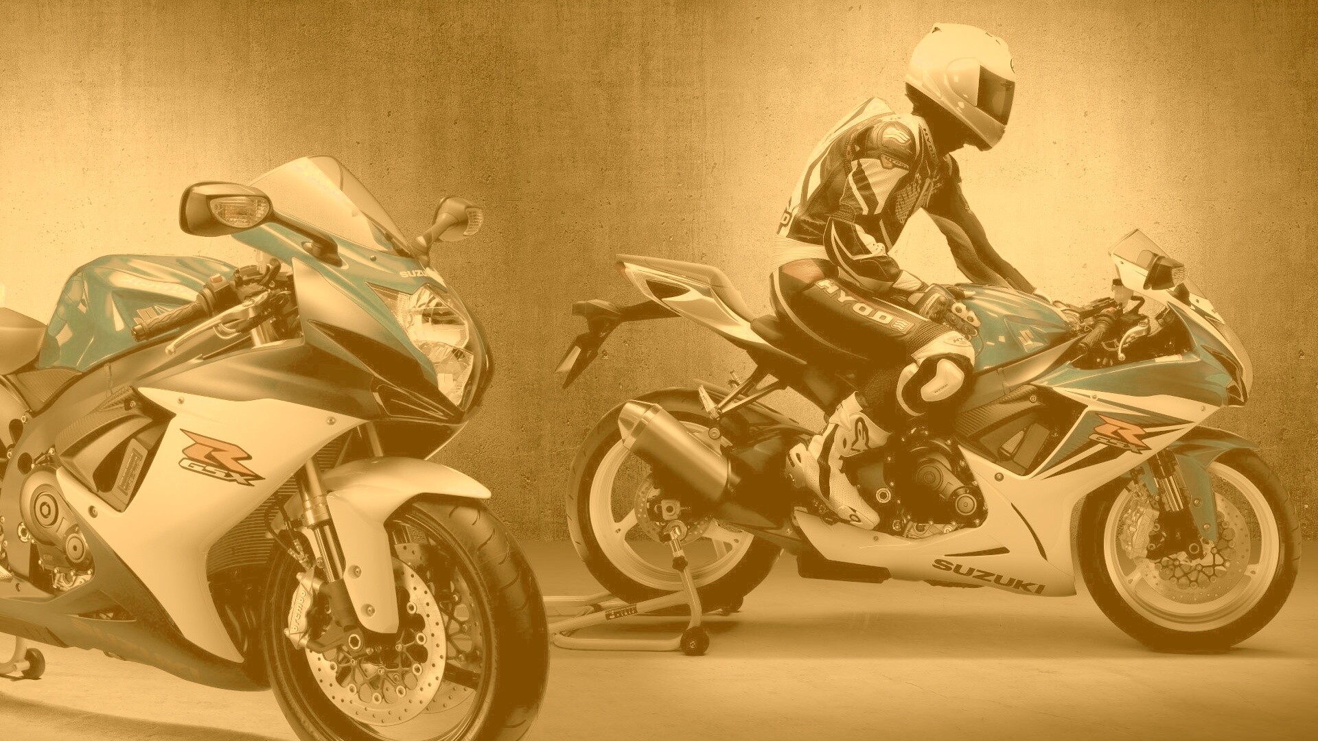 Suzuki и мотоциклист обои