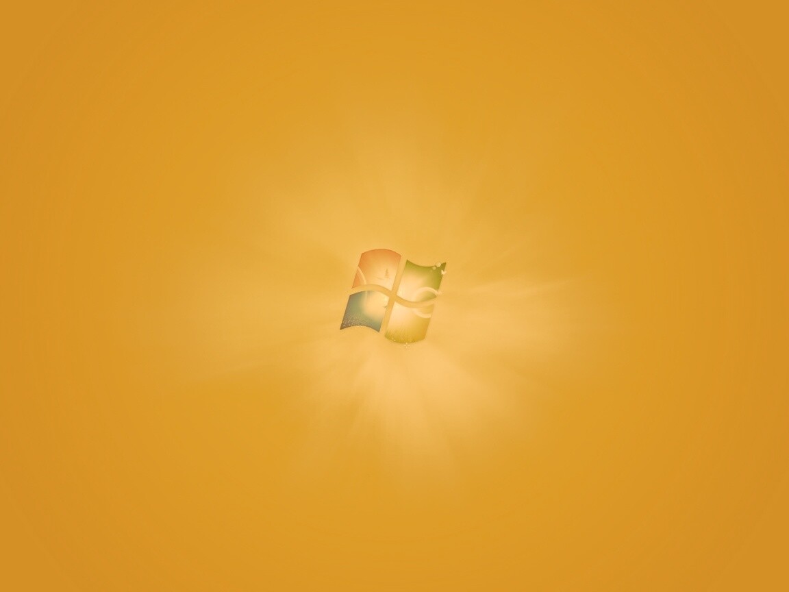 Яркий желтый логотип Windows 7 обои