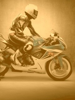 Suzuki и мотоциклист обои