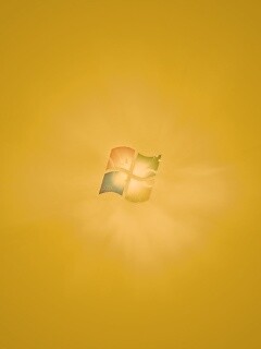Сочный зеленый логотип Windows 7 обои