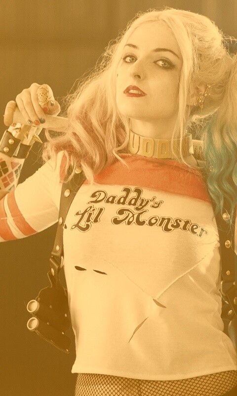 Daddy's lil monster обои