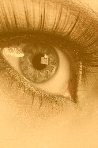 Глаза цвета стали обои