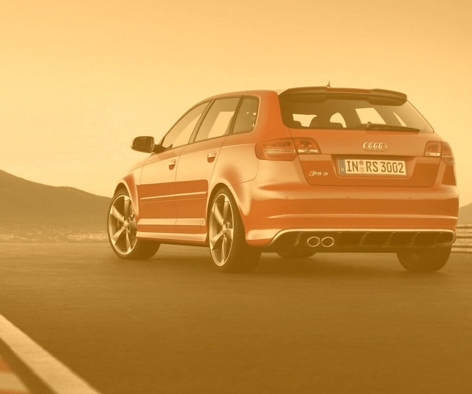 Audi модели RS3 сзади обои