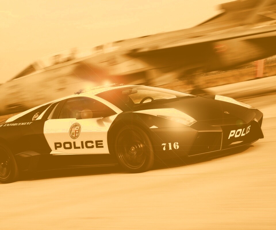 Полицейска Lamborghini из NFS обои
