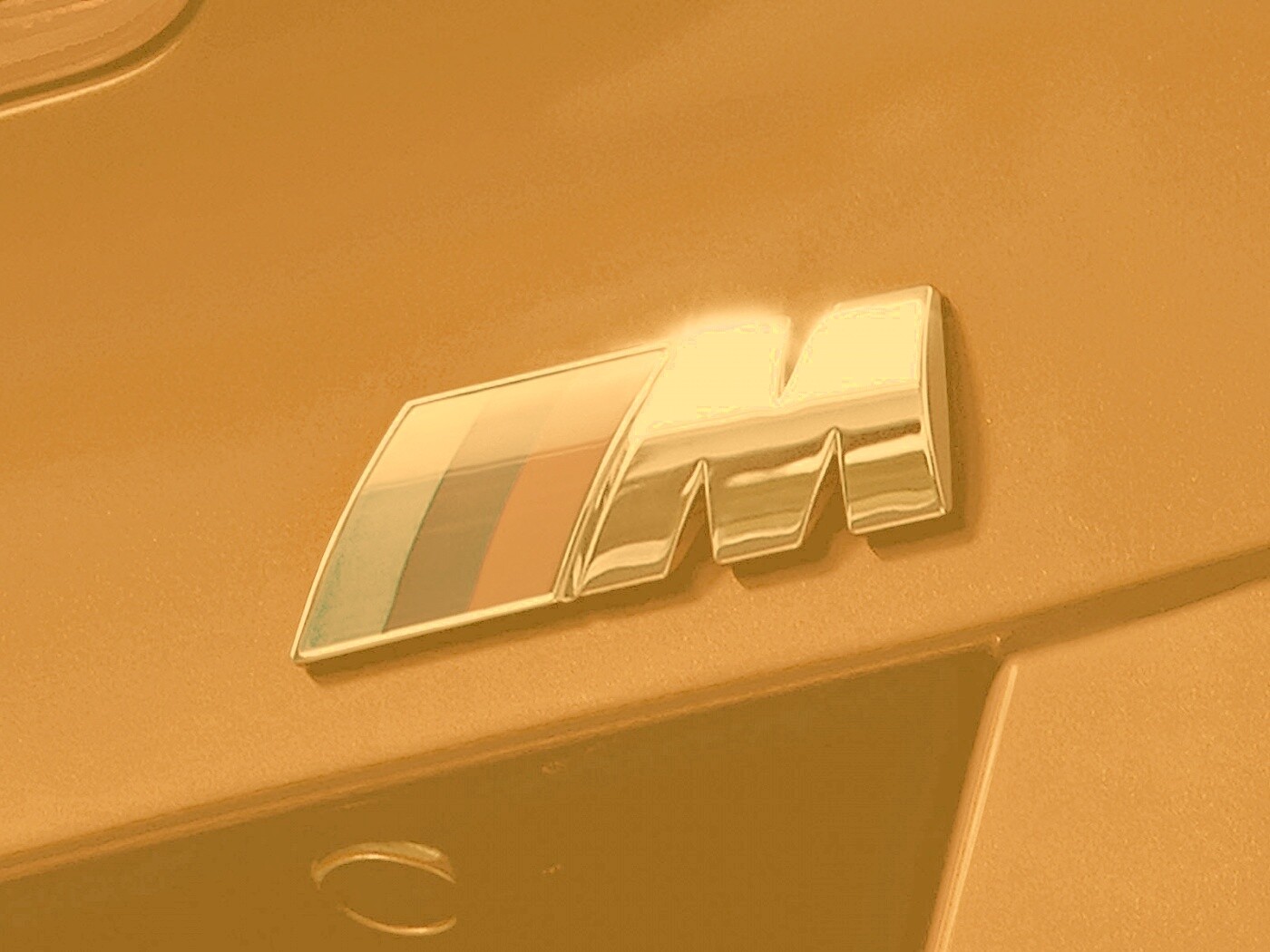 Логотип BMW M1 Series обои