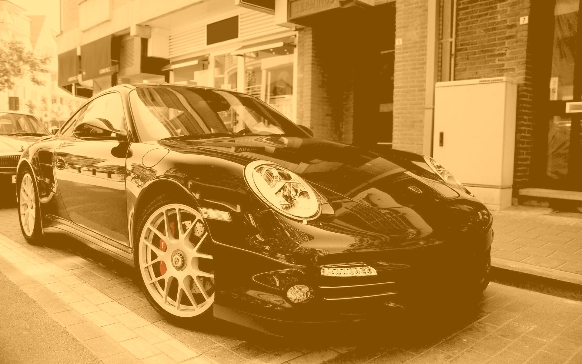 Чёрно-белое фото Porsche обои