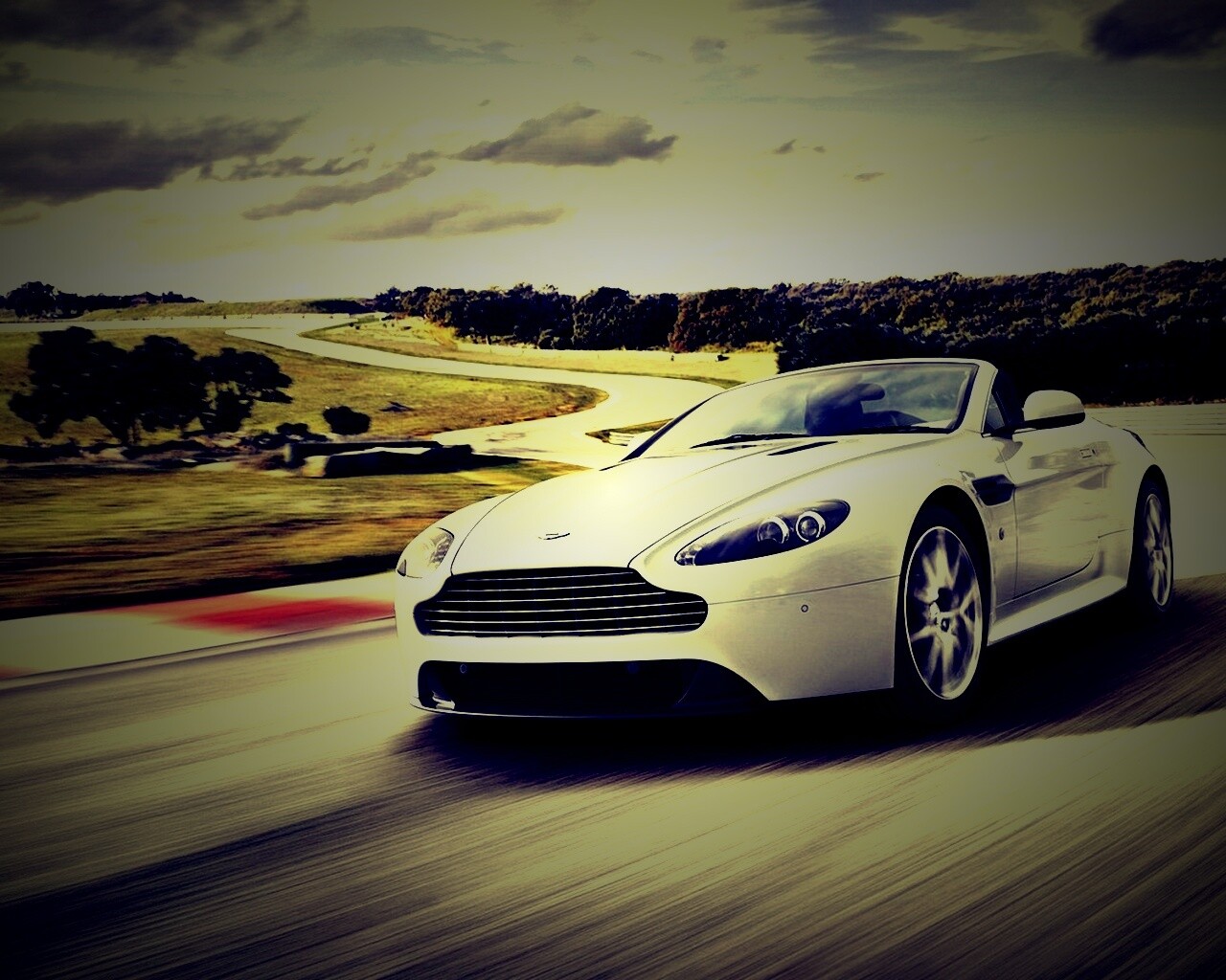 Aston Martin обои