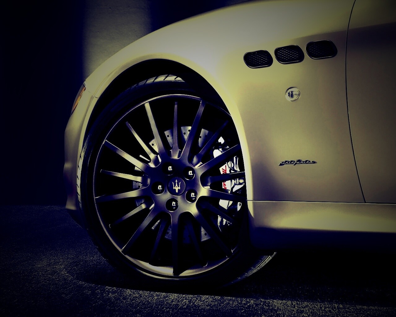 Рендер Maserati Quattropotre обои