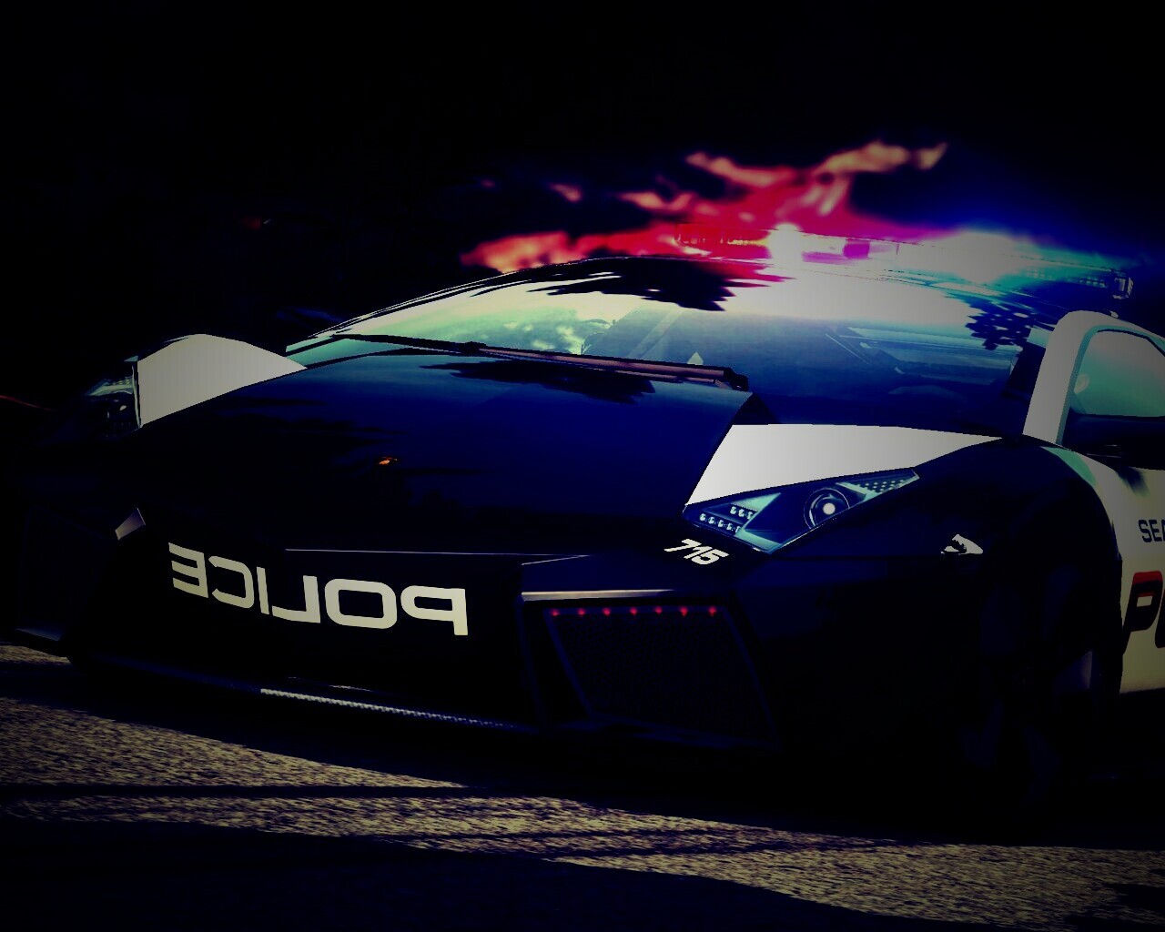 Lamborghini Reventon Hot Pursuit обои